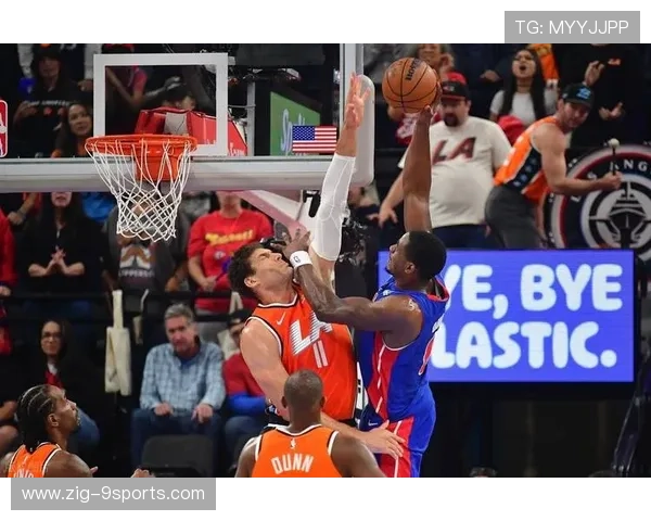 康宁汉姆突破分球娴熟，活塞进攻更顺畅