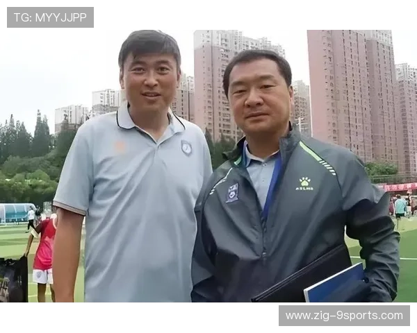 足球青训教练因培养多名国脚获颁地区奖项,中国足球青训球员 足球青训教练因培养多名国脚获颁地区奖项,中国足球青训球员